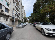 Satılır 3 otaqlı 85 m2 köhnə tikili Əhmədli m.