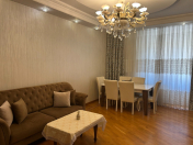 Satılır 3 otaqlı 135 m2 yeni tikili 28 May m.