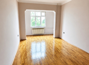 Satılır 2 otaqlı 65 m2 köhnə tikili Neftçilər m.