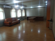 İcarəyə verilir 8 otaqlı 251 m2 ofis Şah İsmayıl Xətai m.