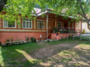 İcarəyə verilir 4 otaqlı 100 m2 həyət evi Qax
