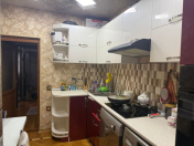 Satılır 3 otaqlı 70 m2 köhnə tikili 8 km
