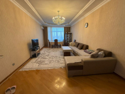 Satılır 4 otaqlı 145 m2 yeni tikili 28 May m.