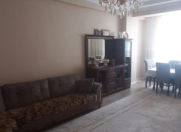 Satılır 3 otaqlı 86 m2 yeni tikili Saray