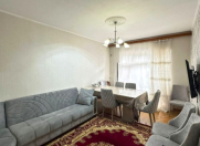 Satılır 3 otaqlı 90 m2 köhnə tikili Həzi Aslanov m.