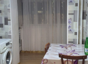 Satılır 2 otaqlı 70 m2 köhnə tikili Nərimanov r.