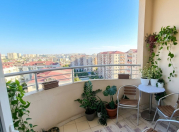 Satılır 2 otaqlı 80 m2 yeni tikili İnşaatçılar m.