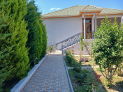 Satılır 8 otaqlı 350 m2 həyət evi Sumqayıt