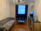 Satılır 3 otaqlı 90 m2 köhnə tikili Montin
