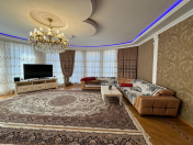 İcarəyə verilir 3 otaqlı 115 m2 yeni tikili Şah İsmayıl Xətai m.