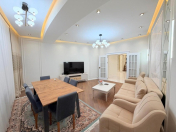Satılır 3 otaqlı 120 m2 yeni tikili Gənclik m.
