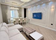 Satılır 3 otaqlı 130 m2 yeni tikili Ağ şəhər