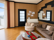 Satılır 3 otaqlı 190 m2 yeni tikili 28 May m.