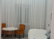 Satılır 1 otaqlı 35 m2 köhnə tikili Sahil m.