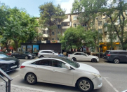 Satılır 3 otaqlı 75 m2 köhnə tikili Elmlər Akademiyası m.
